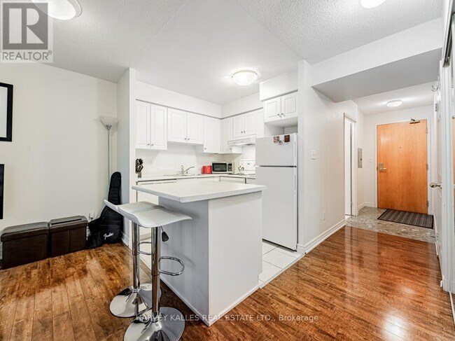 Photo - 43 Eglinton Ave E Unit 1101