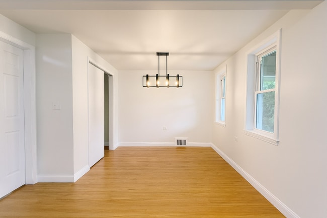 Building Photo - 6136 S Kildare Ave Rental