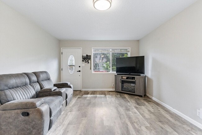 Photo - 2237 SE 139th Ave
