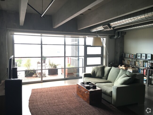 Building Photo - 4141 Glencoe Ave Unit 407 Rental