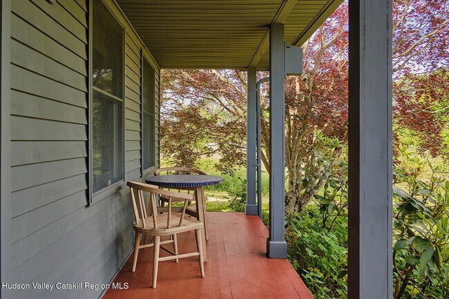 Photo - 90 Reuter Rd
