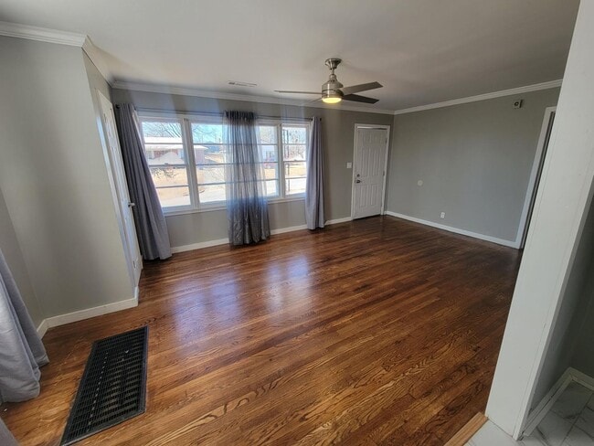 Photo - MOVE IN SPECIAL- $300 OFF FIRST MONTH'S RENT