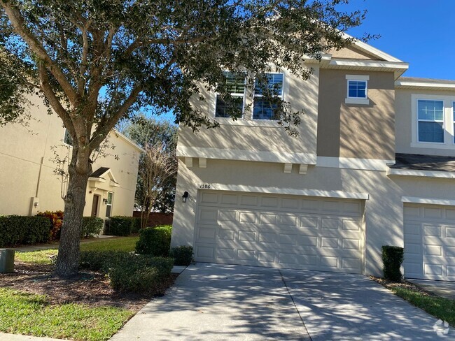 Building Photo - 3 BEDROOM. 2.5 BATHROOM TOWNHOME IN OVIEDO