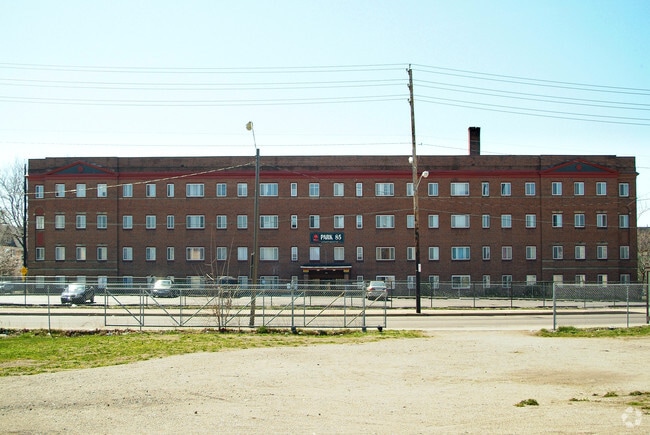 Photo - Park 85 Apartments