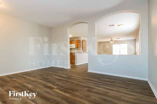 Photo - 2211 N 115th Ln