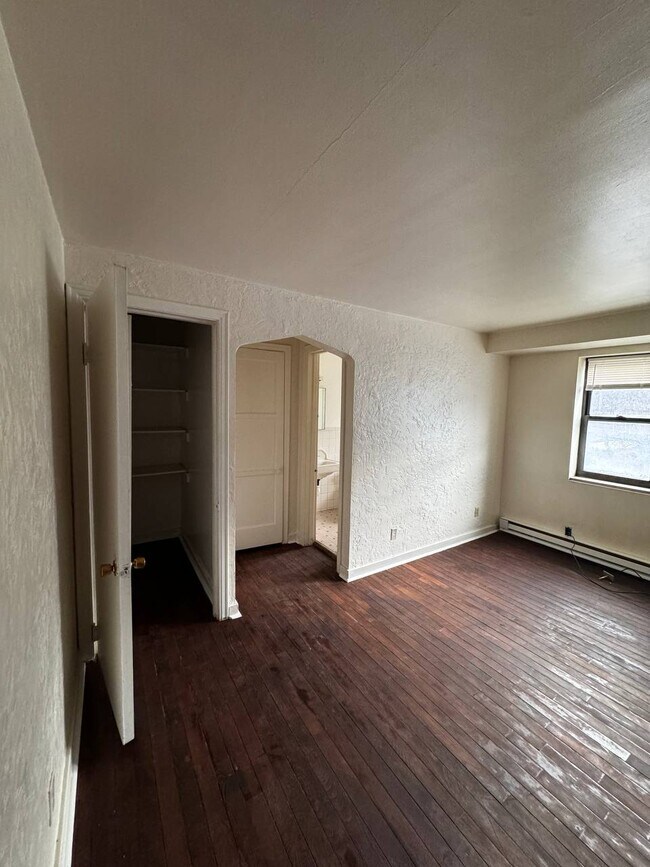 Photo - Greenlee Apartments