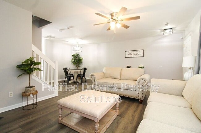 Photo - 310 Bridford Downs Dr