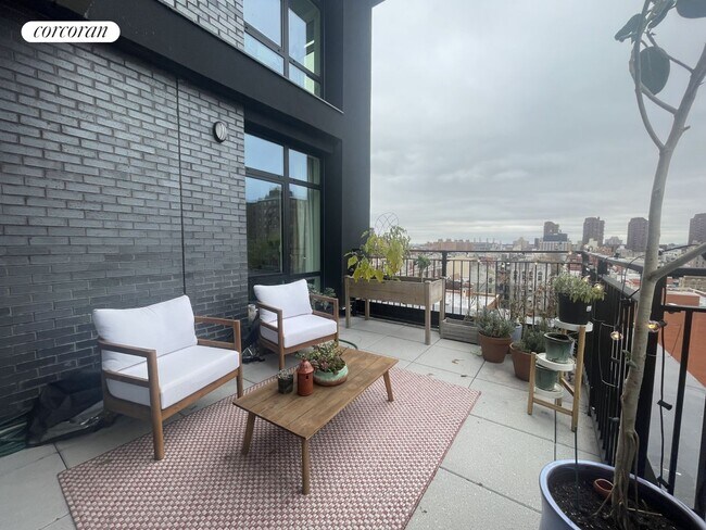 Building Photo - 1516 Park Ave