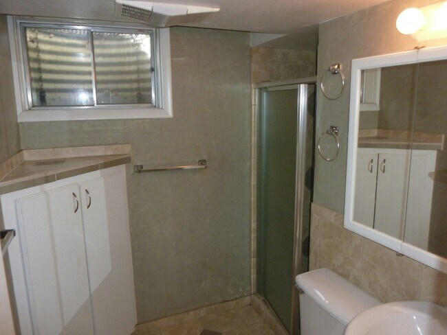 Photo - 2955-2959 N Newton Street, Unit 2959 B