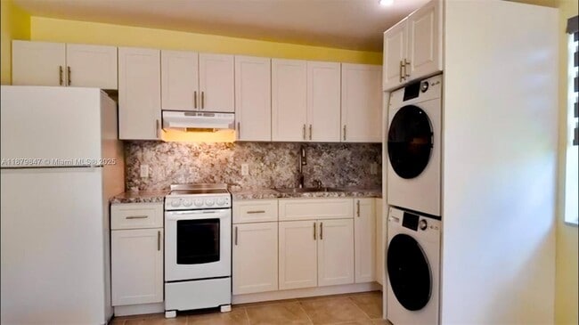 Photo - 10985 SW 138th St Unit 1