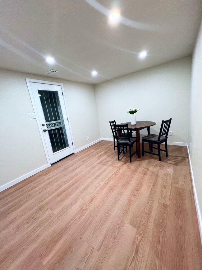 Photo - 6520 Depew Ct