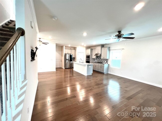 Photo - 216 Emmett Dr