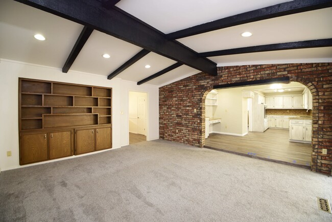 Photo - 7811 South College Ave E