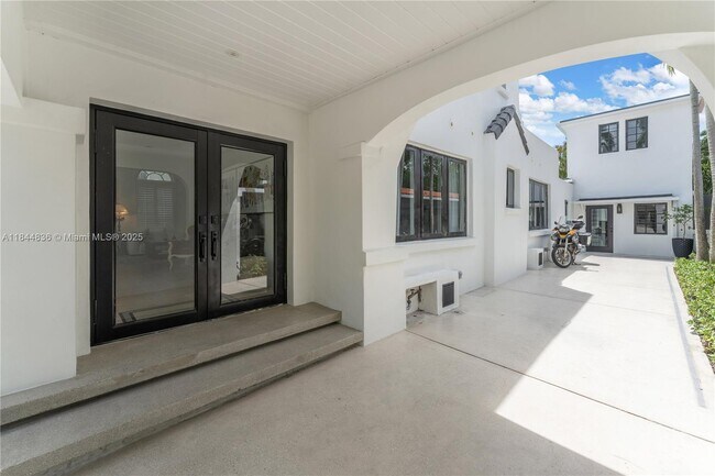 Photo - 1826 Fairhaven Pl