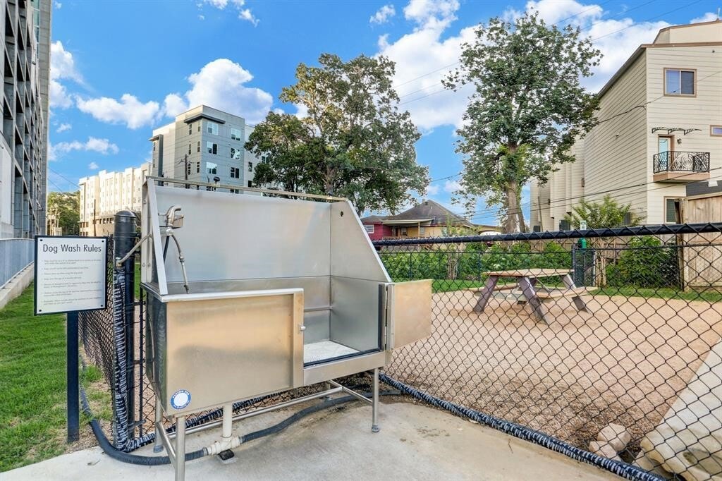Photo - 5925 Almeda Rd Unit 12704