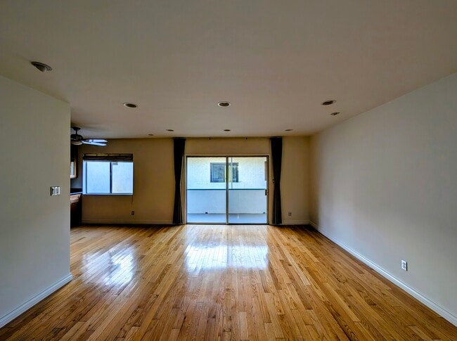 Photo - 1119 15th St Unidad Santa Monica Condominium