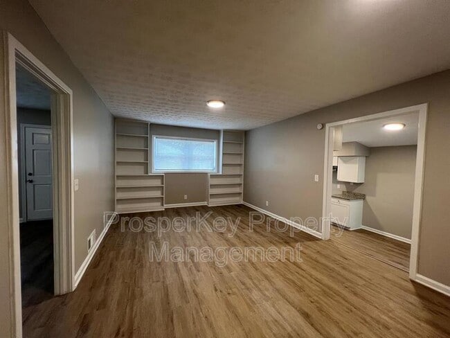 Photo - 1 Esquiline Ct