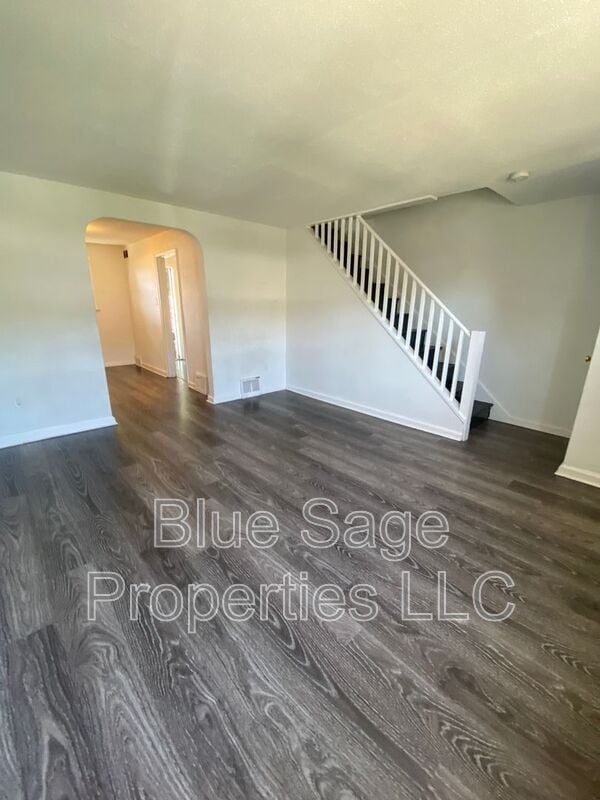 Photo - 25 Windsor Ln