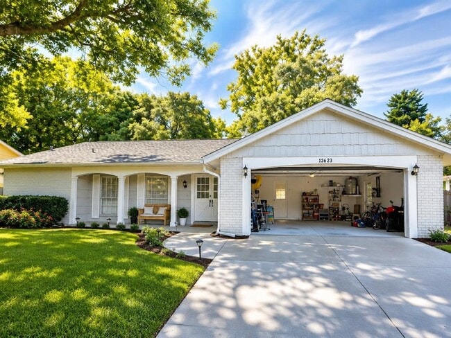 12623 Clock Tower Pkwy