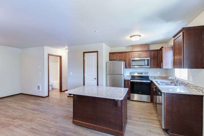 Photo - Lexington Place Apartments