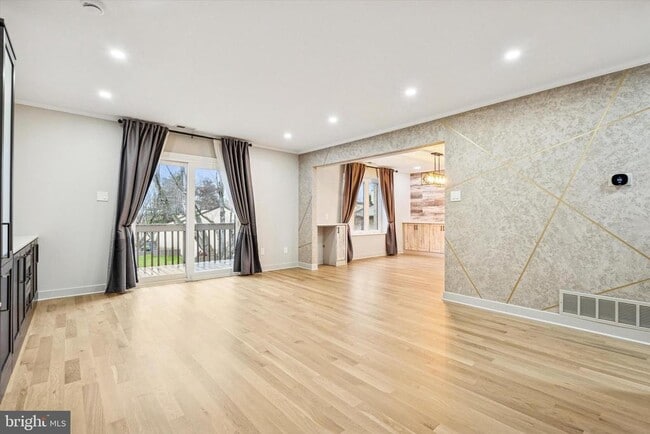 Photo - 42 Golf Club Dr