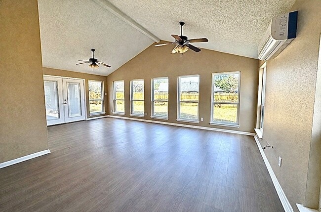 Photo - 3519 Cabin Pl