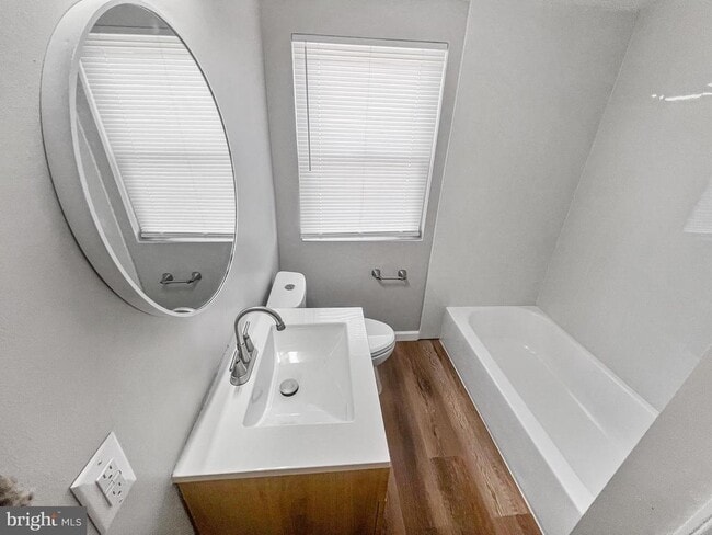 Photo - 5755 Maplehill Rd