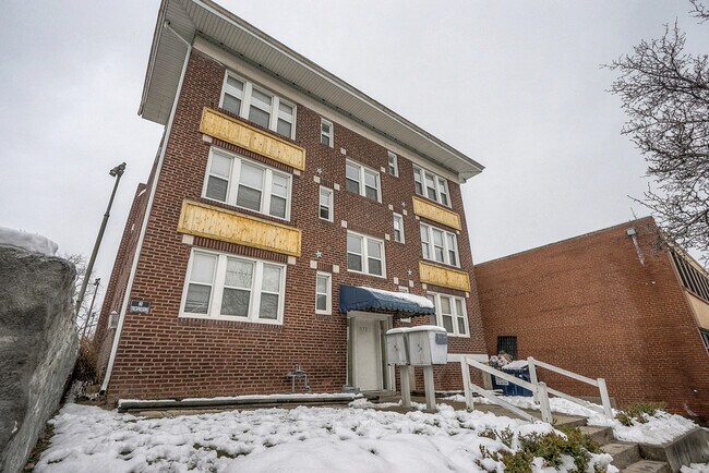 Photo - 3721 Broadway