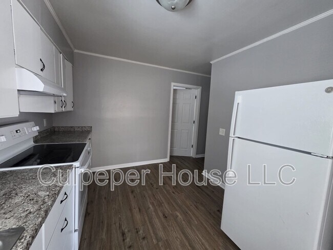 Photo - 5858 Atwell Rd