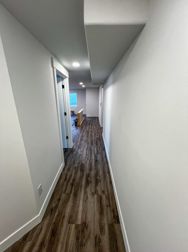 Photo - 8848 Daisy View Ln