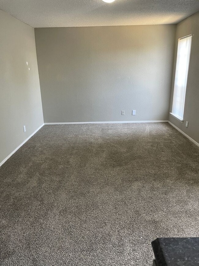 Photo - 2417 E 55th Pl Unidad 2417 E. 55th Pl. 22
