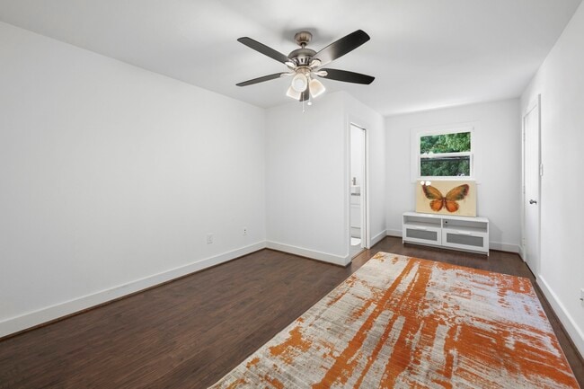 Building Photo - 234 Westheimer Rd Unit 8