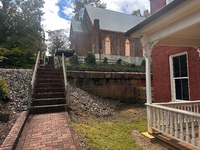 Photo - 120 S Cherokee St Unidad 2