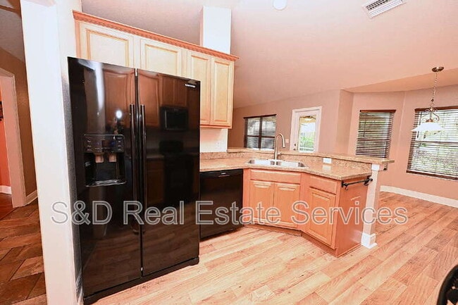 1631 Taylor Landing Dr