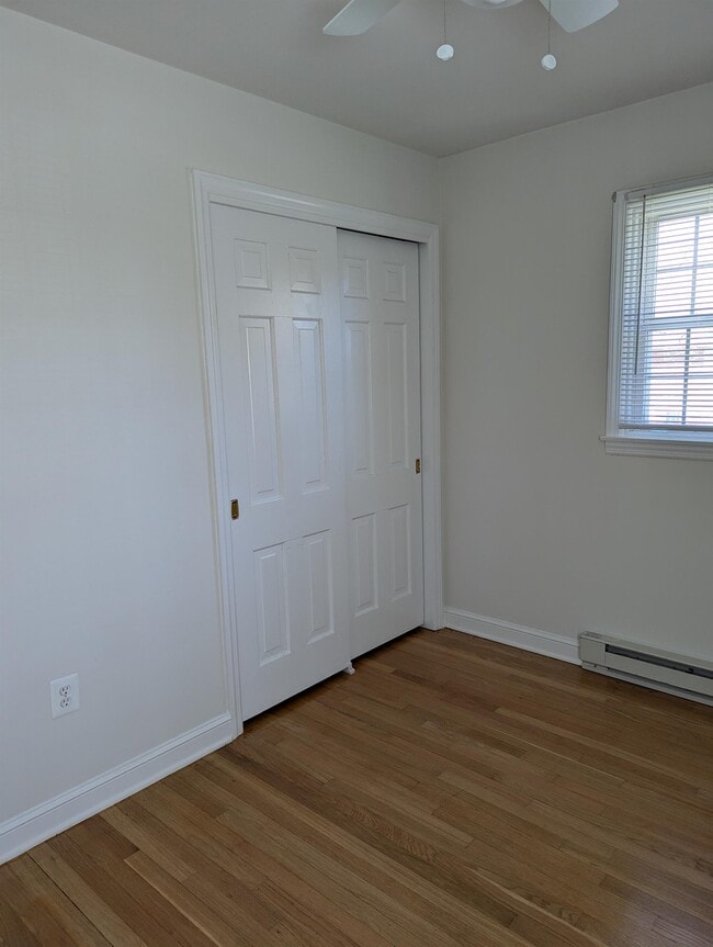 Photo - 511 Maple Ave