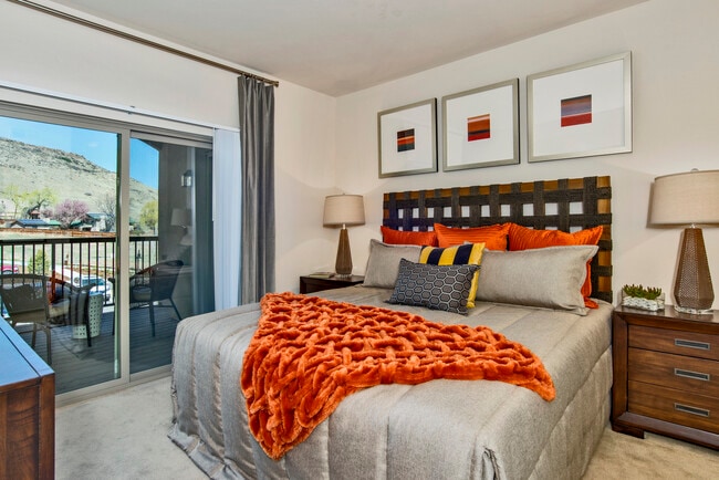 Classic Package I bedroom with carpet