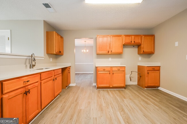 Photo - 1707 Deer Crossing Way