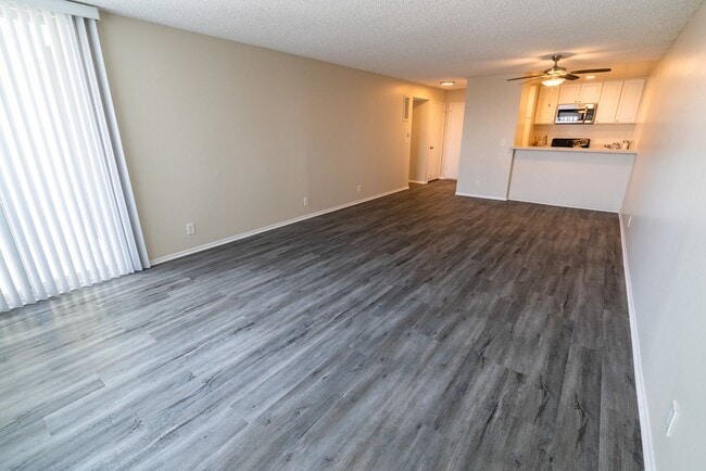 Photo - 4200 S Harbor Blvd Apartments