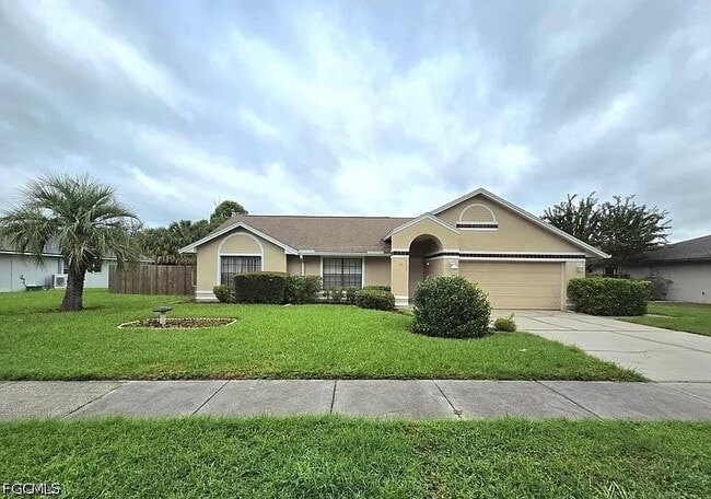 Building Photo - 4636 Creekview Ln