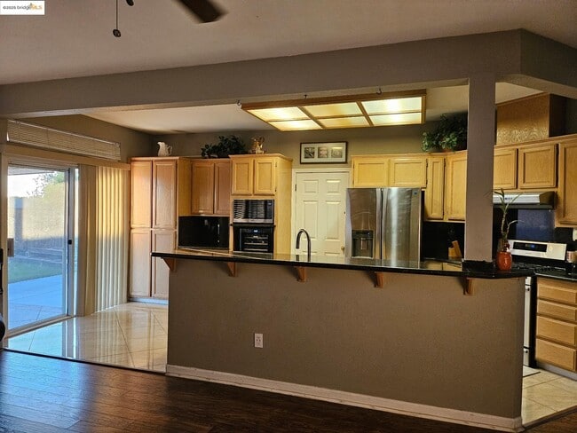 Photo - 2236 Newport Ct