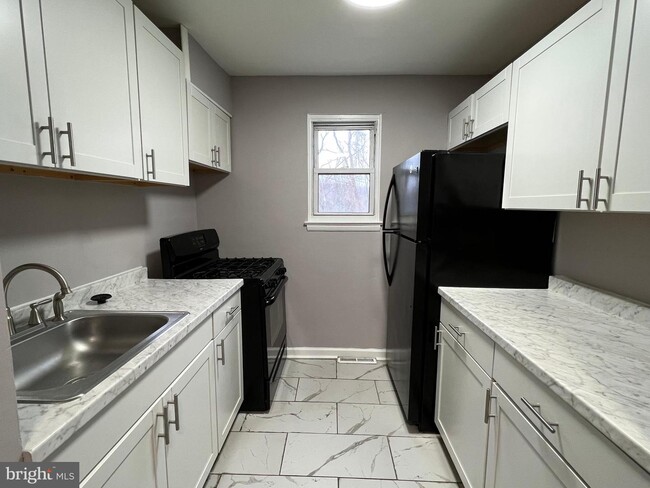 Photo - 4414 Falls Bridge Dr Apartment Unit B