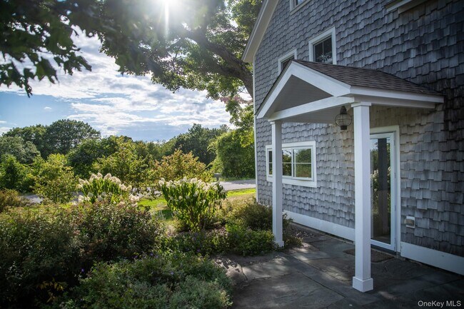 Photo - 314 Schoolhouse Rd