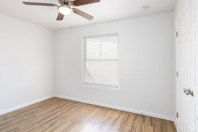 2BR, 1BA - 550SF - Second Bedroom