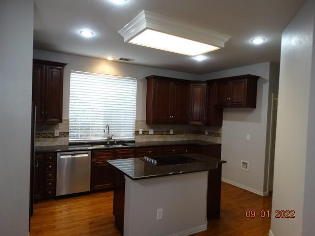 Photo - 9718 Cliffside Dr