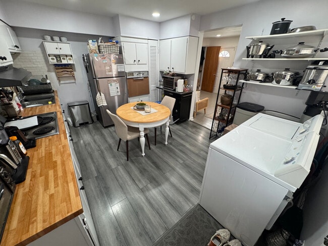 Photo - 249 St Margaret Dr