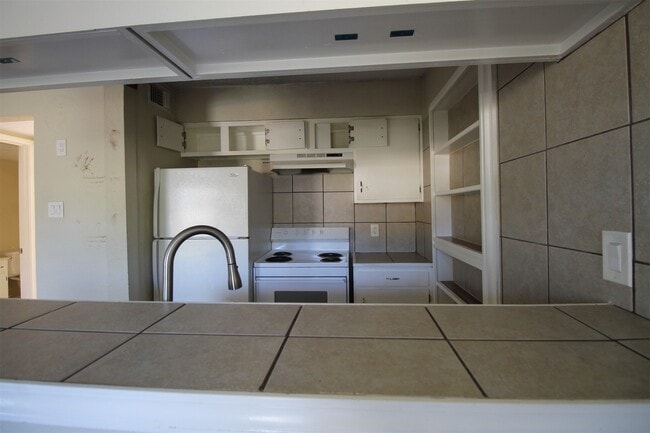 Photo - 219 W F St Unit 219