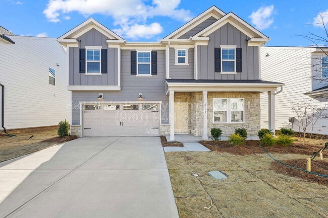 Building Photo - 2133 Riverbend Ave