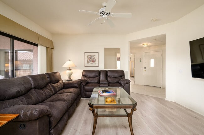 Photo - 9455 E Raintree Dr Unidad ID1255466P