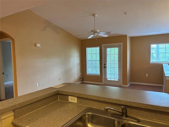7411 Vista Way Unit 203