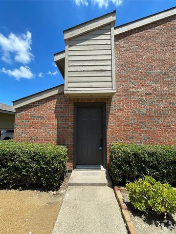 Building Photo - 9600 Royal Ln Unit 704 Rental